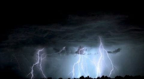 lightning in Shivpur