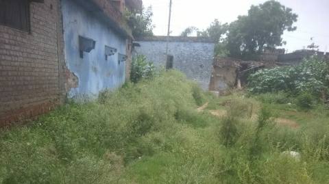 शहीद कुंदन कुमार ओझा के पैतृक गांव में पसरा सन्नाटा