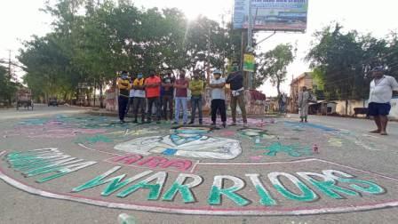 Ara Ramna Maidan Golambar - Artists create colorful street art paintings