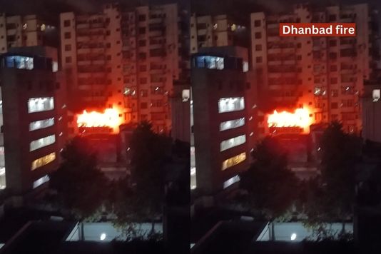 Dhanbad fire-धनबाद के आशीर्वाद टावर अपार्टमेंट में लगी भीषण आग