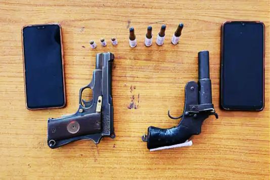 weapons in Yaduvanshi Nagar Ara - यदुवंशी नगर आरा से हथियार सहित चार अपराधी गिरफ्तार