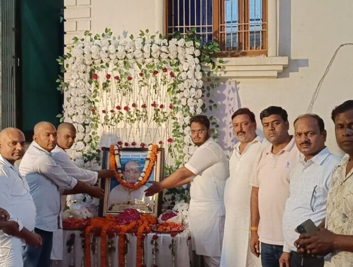 Ara : Tributes Paid to the Late Deepak Kumar Sinha