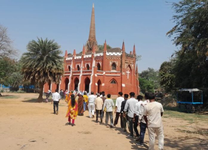 The Holy Savior Church - Prayer on Good Friday in Ara