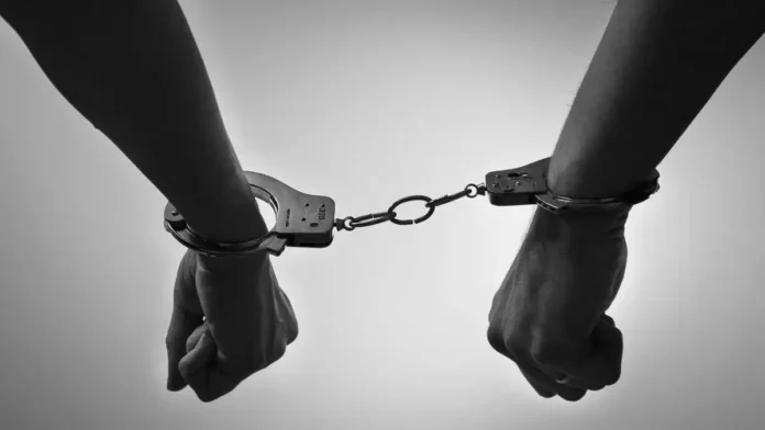 Ara - आरा नवादा थाना पुलिस ने हत्या के प्रयास मामले में दो आरोपियों को किया गिरफ्तार