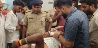 आरा में विजयादशमी की रात वारदात, बाइक सवार दो बदमाशों ने चलाईं गोलियां Maulabagh, Ara News – Amarjit Yadav injured after being shot