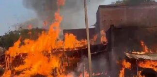 Doghra News - बिहिया के दोघरा गांव में 10 परिवारों के घर जलकर राख